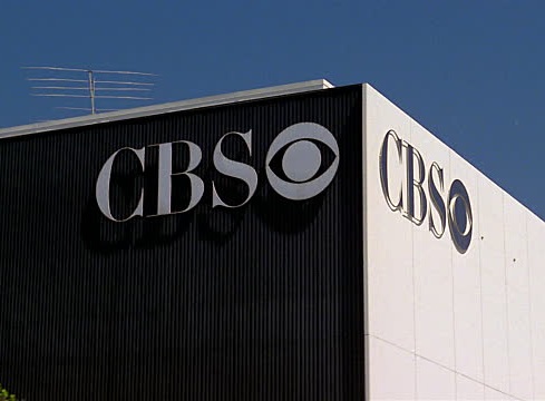 amusements)的表决权,后者为sumner redstone与shari redstone所有的